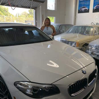 Stuttgart Garage - New tires and alignment! - Auto Repair Near Me - Chatsworth, California Stuttgart Garage - New tires and alignment! - Auto Repair Near Me - Chatsworth, California