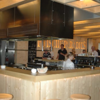 FrischeParadies - Blick auf das neue Frischeparadies-Bistro - Delicatessen Near Me - Munich, BY