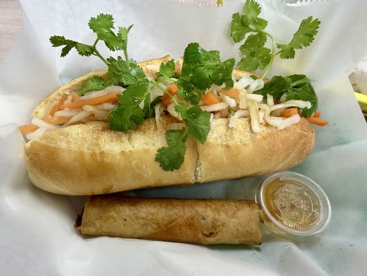 Ba-Le Sandwich Shop by null