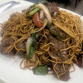 Capital Restaurant - 110. Mongolian Beef Chow Mein - Chinese Near Me - San Francisco, California