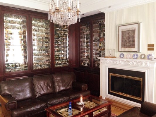 The Mini Bottle Gallery AS by null