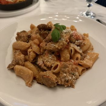 Luce Secondo - Rigatoni with sausage and mushrooms - Italian Near Me - Chesapeake, Virginia Luce Secondo - Rigatoni with sausage and mushrooms - Italian Near Me - Chesapeake, Virginia