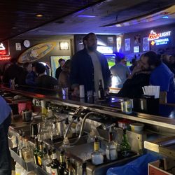 Cozy Inn - Friday night at Cozy... what are you waiting for?