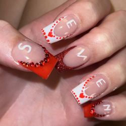 Oscar Nail Lounge - This is a valentines costume set with letters!
