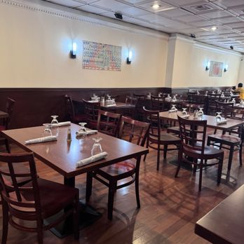 Palm Grill - Dining room - New American Near Me - Valley Stream, New York Palm Grill - Dining room - New American Near Me - Valley Stream, New York