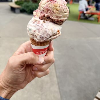 Salt & Straw - birthday cake and Raspberry Marzipan Princess Cake (v) - Ice Cream & Frozen Yogurt Near Me - Tigard, Oregon