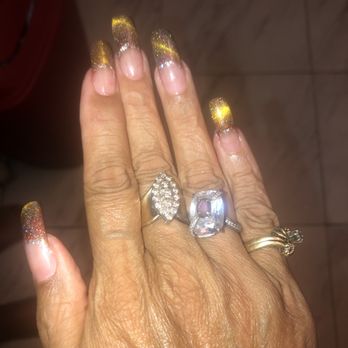 Henry Nails - Nail Salons Near Me - Sacramento, California