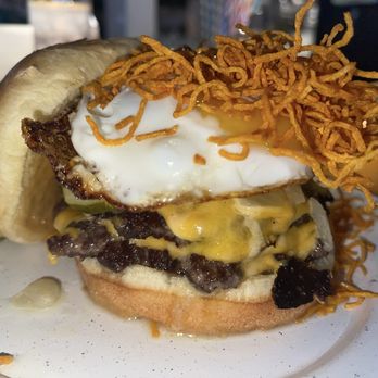 Mott St - Mott Burger Egg* - Asian Fusion Near Me - Chicago, Illinois