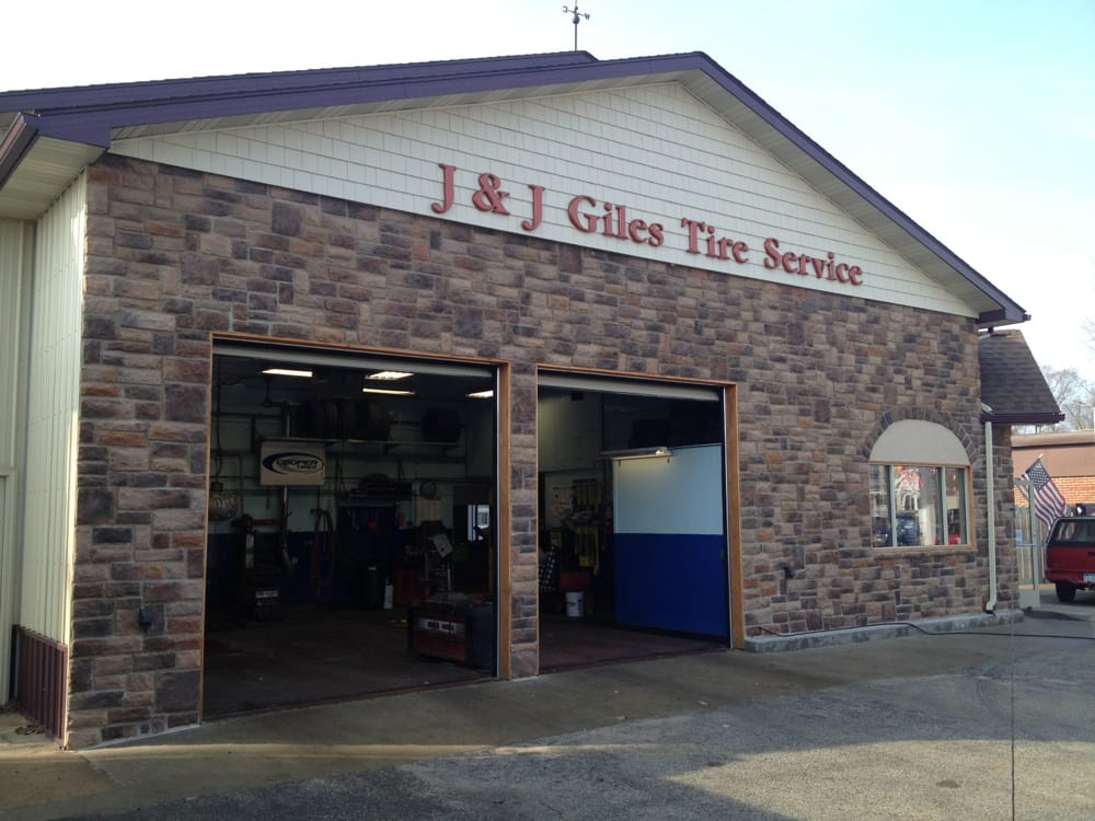 GILES TIRE SERVICE Updated May 2024 231 W Superior St, Alma