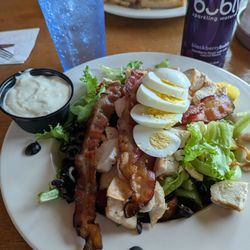 Portland Pie Co - Excellent Cobb salad and sparkling water