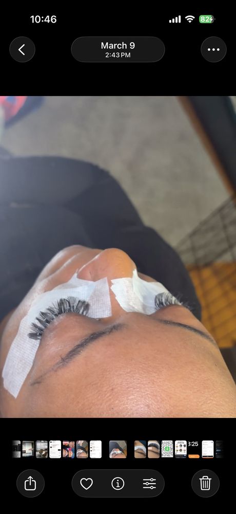 Blinks Lash Extensions Logo