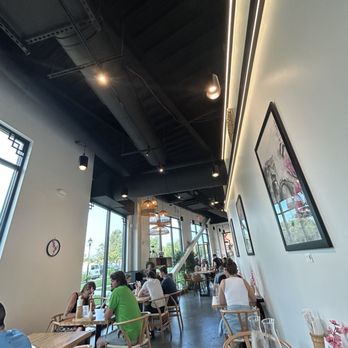 Sun's Kitchen - Interior - Chinese Near Me - Charlotte, North Carolina