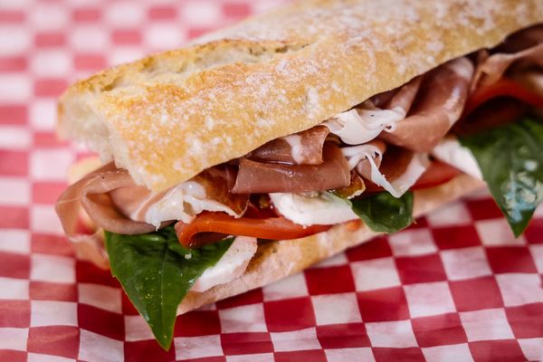 Brett's Deli - Vanderbilt Market by null