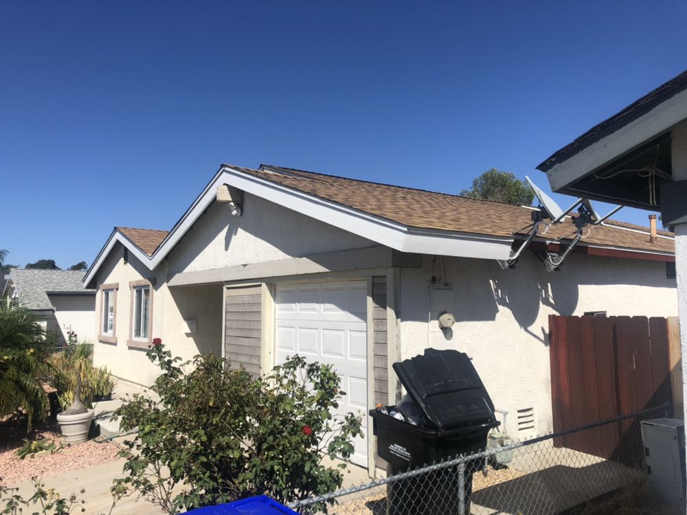 Slide of Professional Roofing Service