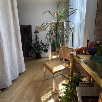 Healer Holistic Skincare - Entry way - Skin Care Near Me - Chicago, Illinois