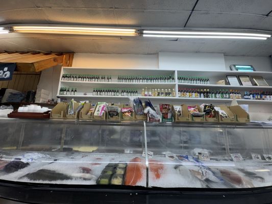 Roy's Fish Market by null