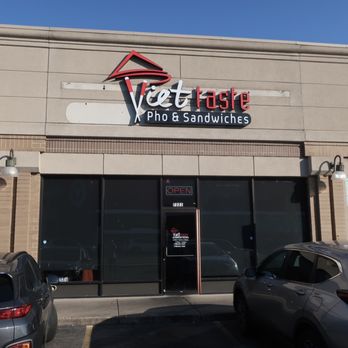 Viet Taste - Strip mall storefront and front entrance. Their strip mall is wedge shaped fyi and bounded by Irving Park Road and Forest Preserve Drive. - Vietnamese Near Me - Norridge, Illinois Viet Taste - Strip mall storefront and front entrance. Their strip mall is wedge shaped fyi and bounded by Irving Park Road and Forest Preserve Drive. - Vietnamese Near Me - Norridge, Illinois