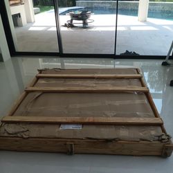 Casa Furniture USA - How the crate of the table top looked upon delivery