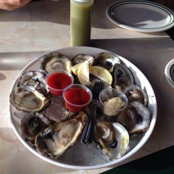 Deckhand Oyster Bar - Dozen on the half shell - Seafood Near Me - Austin, Texas Deckhand Oyster Bar - Dozen on the half shell - Seafood Near Me - Austin, Texas