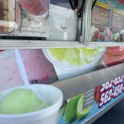 Nieves De Garrafa Don Joaquin - PS: I highly recommend the niece de guayaba and the one de limón it's just chefs kiss