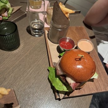The Surfing Fox - New American Near Me - Santa Monica, California