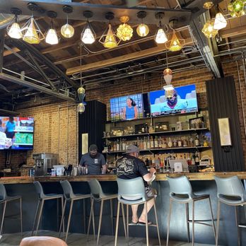 Parlay 6 Brewing - Brewpubs Near Me - Reno, Nevada