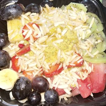 Vara  Juice -  bowl of fruit and rice salad - Juice Bars & Smoothies Near Me - Ypsilanti, Michigan