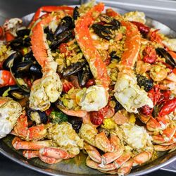 Hooked Seafood Boil & Bar