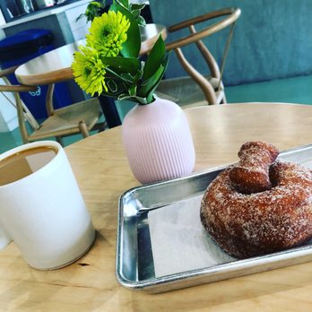 Lineage Coffee Roasting - Coffee Roasteries Near Me - Orlando, Florida