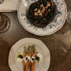 Restaurant GUTS - Flatbread and carrots, pre-starter to set meal. Flatbread was one of my favs!