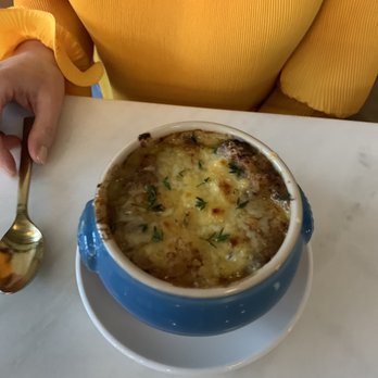 Jolie Restaurant - A massive and tasty crock of onion soup - French Near Me - Raleigh, North Carolina Jolie Restaurant - A massive and tasty crock of onion soup - French Near Me - Raleigh, North Carolina
