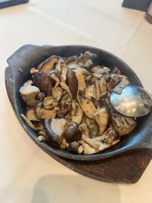 Lawry's The Prime Rib Singapore by null