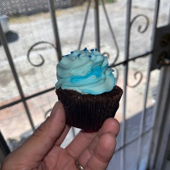 Missy's Cupcake Creations - Blue frosting chocolate cupcake. - Desserts Near Me - Ventura, California