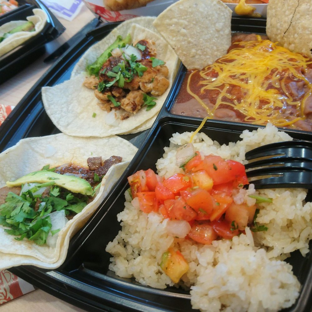 Del Taco - Fluffy flavorful Rice and Beans topped with Cheese fantastic - Fast Food Near Me - Southgate, Michigan Del Taco - Fluffy flavorful Rice and Beans topped with Cheese fantastic - Fast Food Near Me - Southgate, Michigan