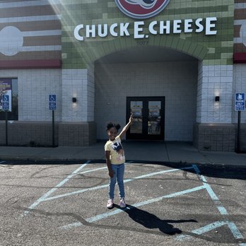 Chuck E. Cheese - Pizza Near Me - Toledo, Ohio