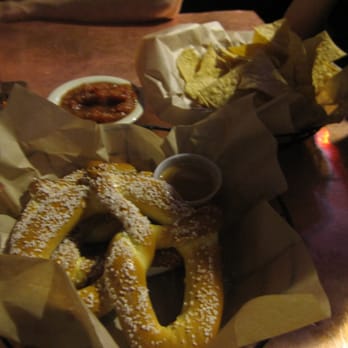 Barrio Brewing - Beer sponges (excellent!) and chips (likewise excellent!) - Breweries Near Me - Tucson, Arizona