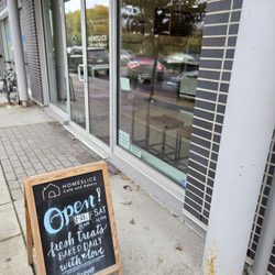 Homeslice Cafe & Bakery - Family-run