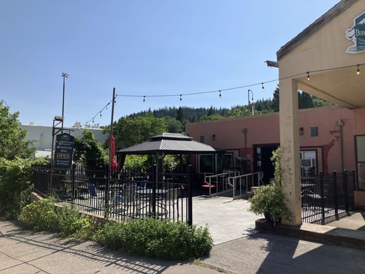 Dunsmuir Brewery Works by null