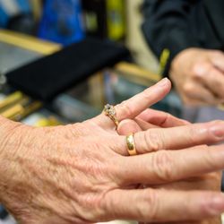 Crown Jewelers & Pawnbrokers