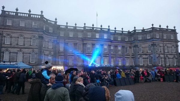 Hopetoun House by null