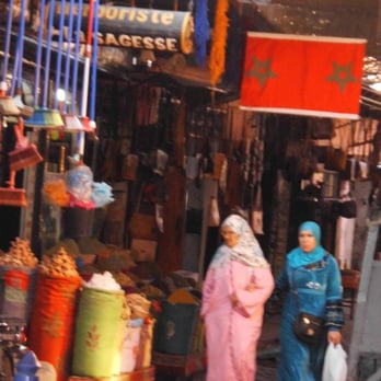 Jemaa el-Fna - Landmarks & Historical Buildings Near Me Jemaa el-Fna - Landmarks & Historical Buildings Near Me