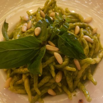 Le Petit Italien - Pasta with pesto - Italian Near Me - Paris, 75 Le Petit Italien - Pasta with pesto - Italian Near Me - Paris, 75