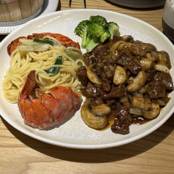 Spring Bistro - Lobster beef Pasta - Chinese Near Me - Bothell, Washington Spring Bistro - Lobster beef Pasta - Chinese Near Me - Bothell, Washington