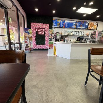 Frozen Boba - indoor view - Juice Bars & Smoothies Near Me - Carson, California