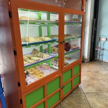 Alebrijes Bakery - Bakeries Near Me - Rancho Cucamonga, California