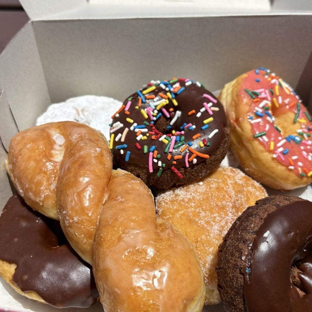 Boston Donuts - Half dozen - Donuts Near Me - La Habra, California