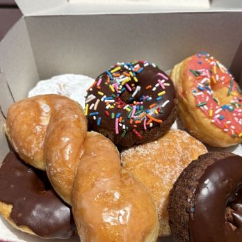 Boston Donuts - Half dozen - Donuts Near Me - La Habra, California Boston Donuts - Half dozen - Donuts Near Me - La Habra, California