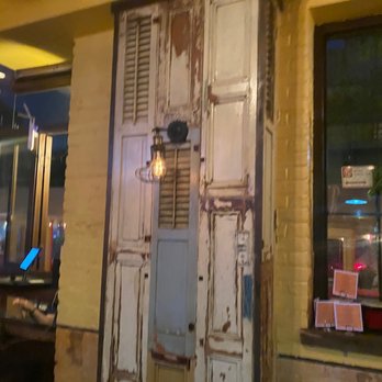 La Puerta Roja - Inside - Latin American Near Me - Brooklyn, New York