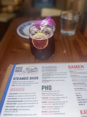 Mẹcha Noodle Bar by null