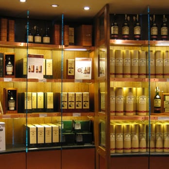 Jameson Distillery Bow St - Museums Near Me - Dublin, D